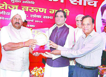 New thinking in youth politics both: Varun Gandhi
