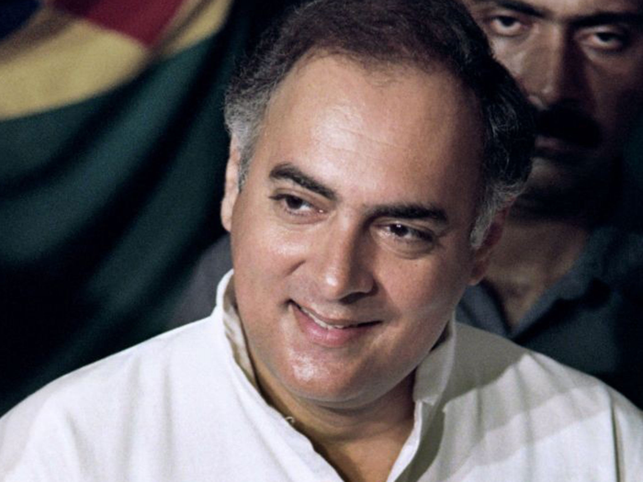 राजीव गांधी