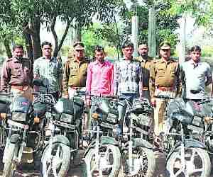 11 bikes and two of theft arrested