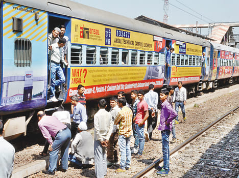 Smoke comes from Varuna Express, created a stir
