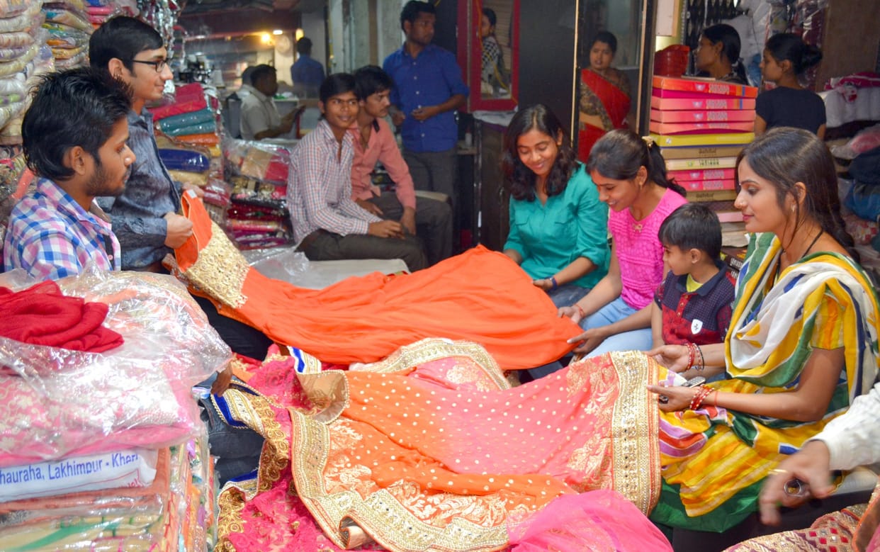 The market is buzzing on the first Sunday of the Holy