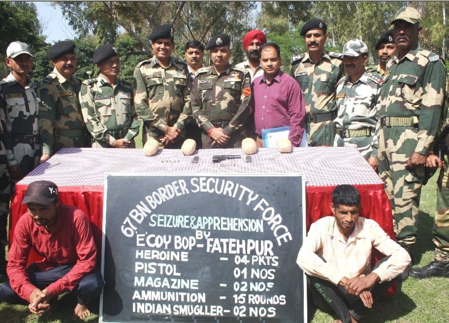 heroin of 20 crore rupees and with weapons 2 drug traffickers arrested