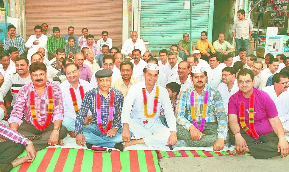 Sirsa News, Hindi News, politics, Tax, Aggitation, Excise, Goldsmith, Hunger Strike, Sirsa