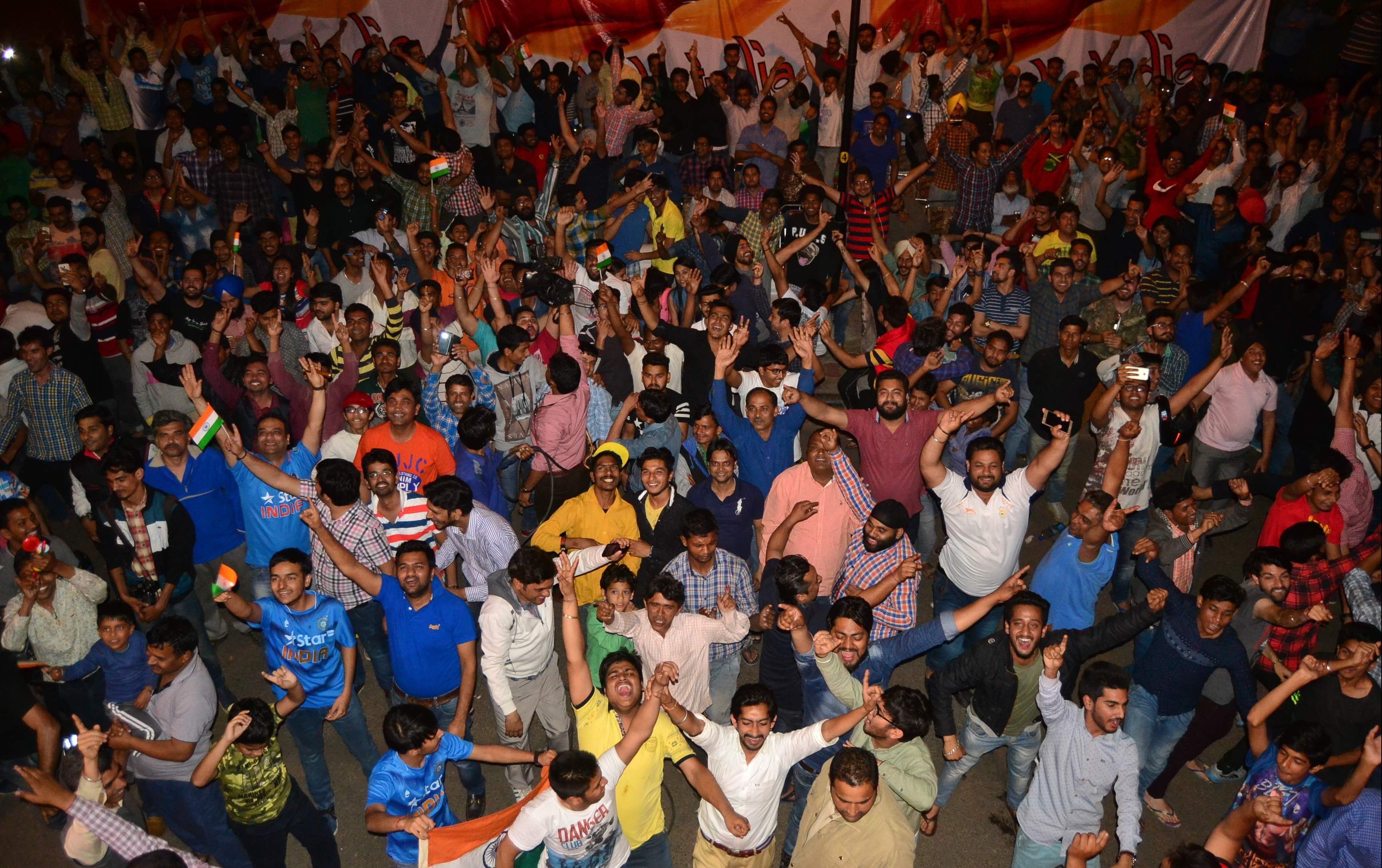 t-20 world cup, india beat pakistan, team india, virat kohli, wt20, kolkata, chandigarh
