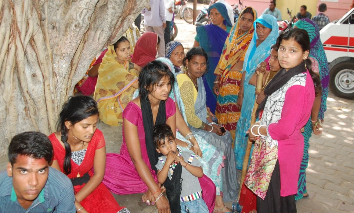 asha workers demanded for salary from 2015