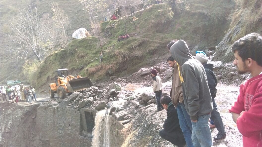 in picture rain-snow havoc in Jammu