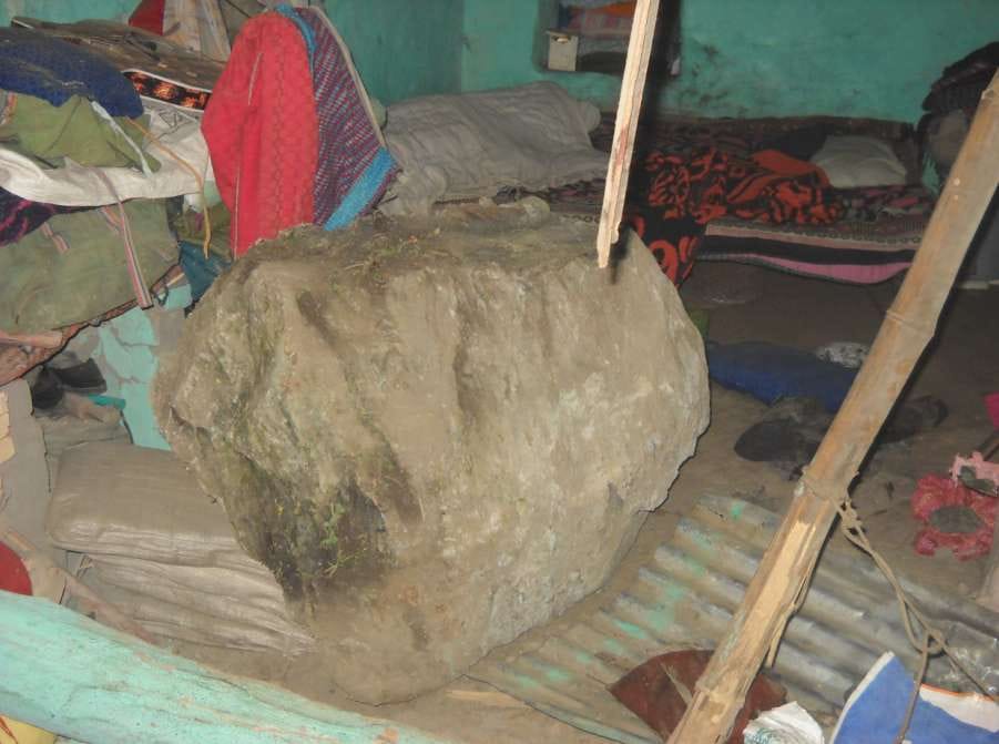 large rock fall on slum one died in chamba 