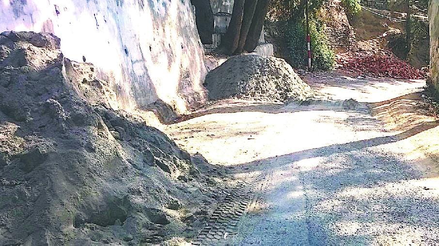Kausani roads reduced by encroaching 