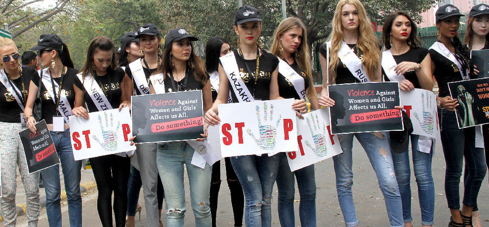 world top 29 super models cat walk in delhi road