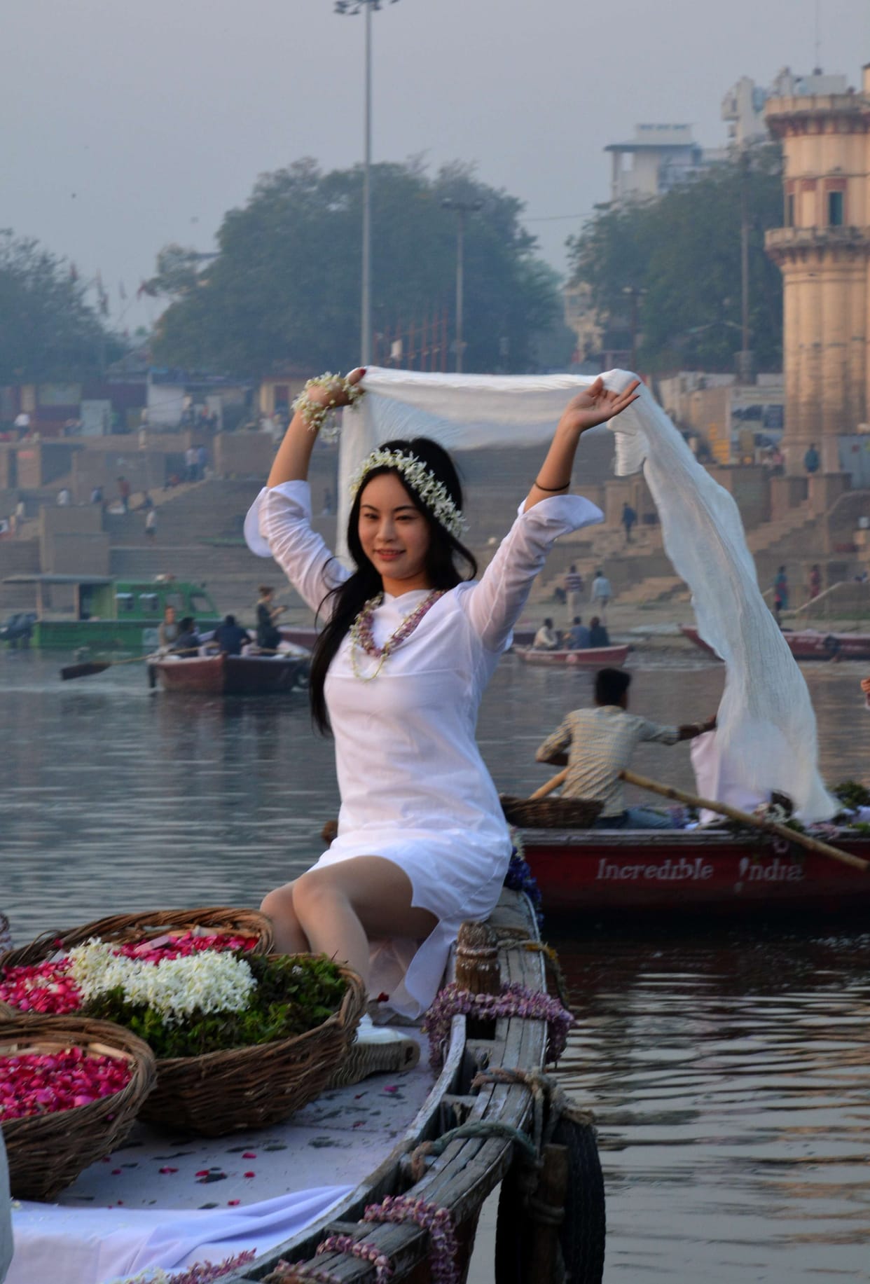 Ganga on Mujon Itrain exotic beauties
