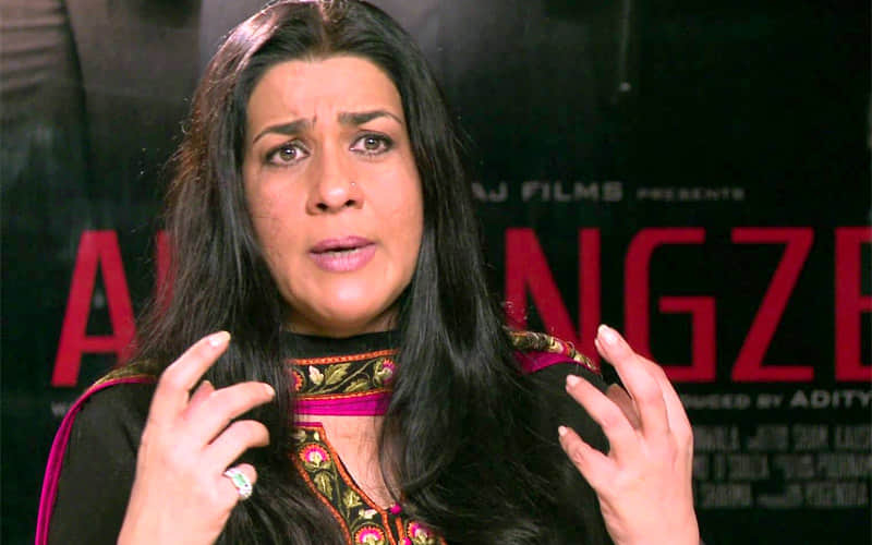 the bollywood actresses who did negative role