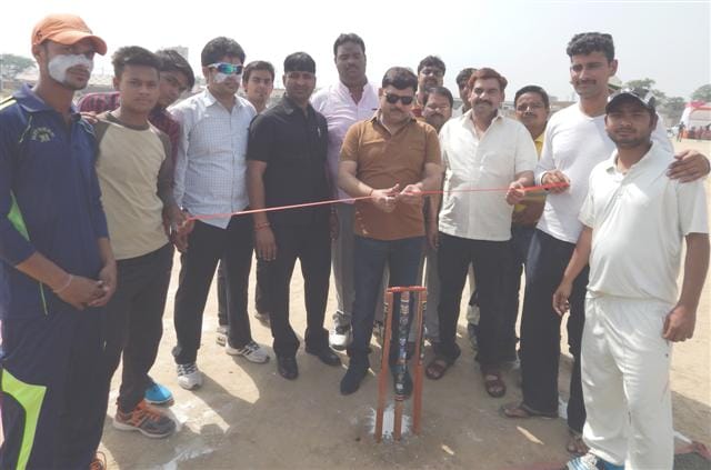 Hathras Akadsh Cricket Club beat the target