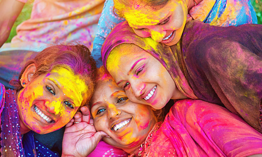 tips for your skin this holi