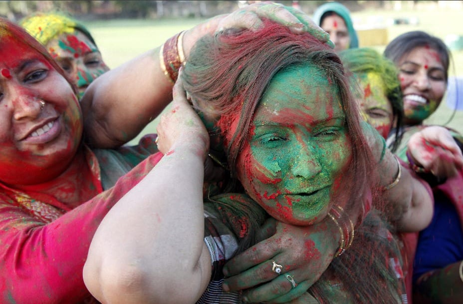 holi milan samaroh, holi festival, holi celebration, chandigarh