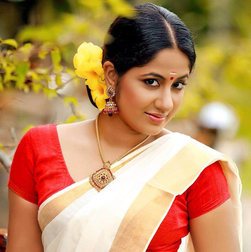 Tampered photo of South Indian actress Jyothi Krishna on vulgar site 