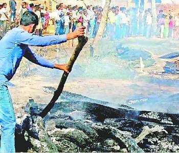 Gonda and Balrampur orgy of fire, 120 home burns