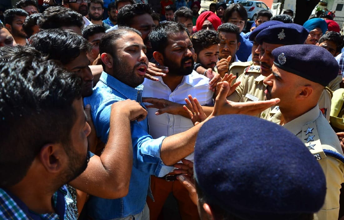 fees hike of punjab university, rampage of student unions