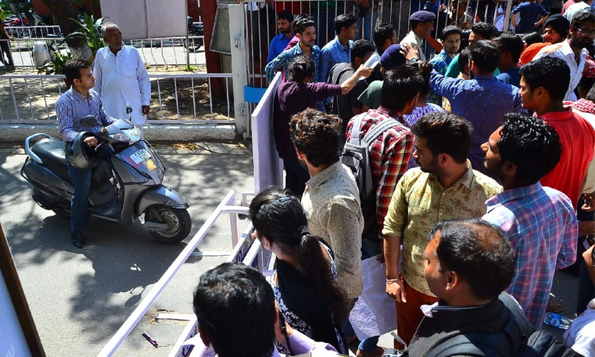 fees hike of punjab university, rampage of student unions