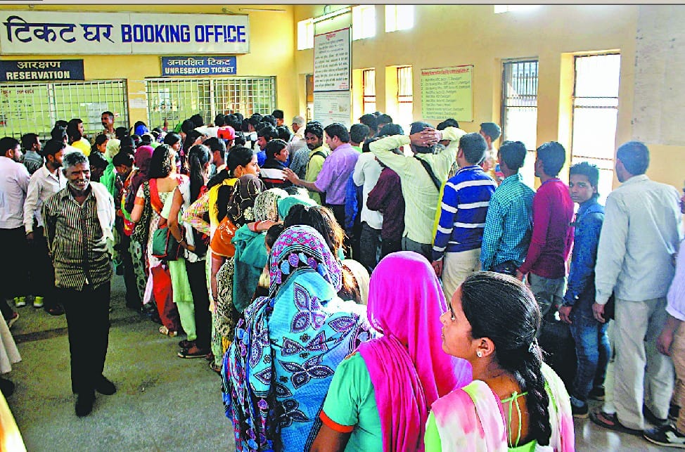 chandigarh raiway station, one ticket counter, hundreds travellers