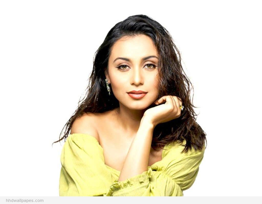 rani mukharjee's father died on Sunday Morning, He was Directed Dileep kumar in Leader