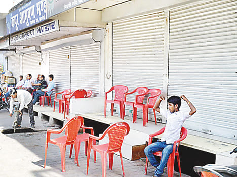 Jewelry stores fell shutter again