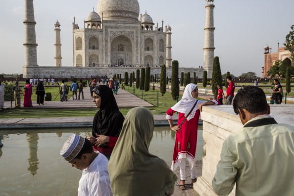 tour and travel management and career as tourist guide