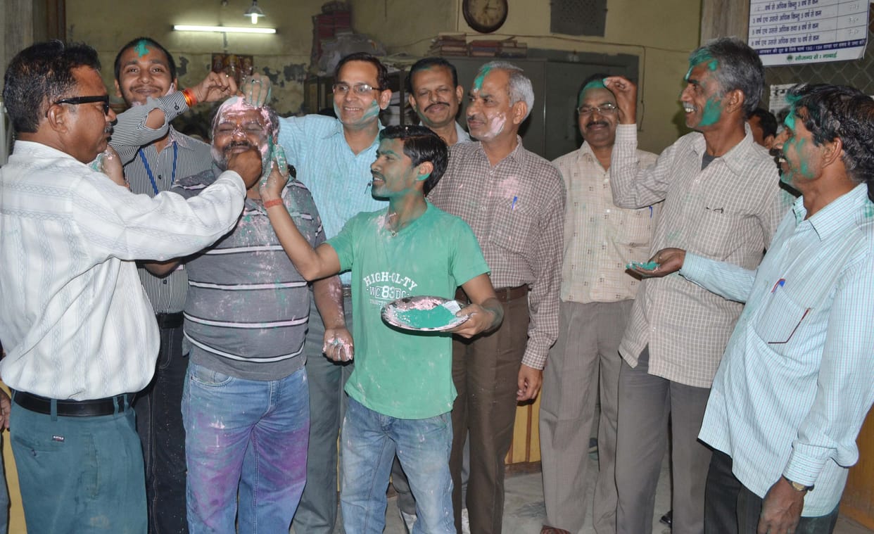 Banks, government offices and schools was played Holi