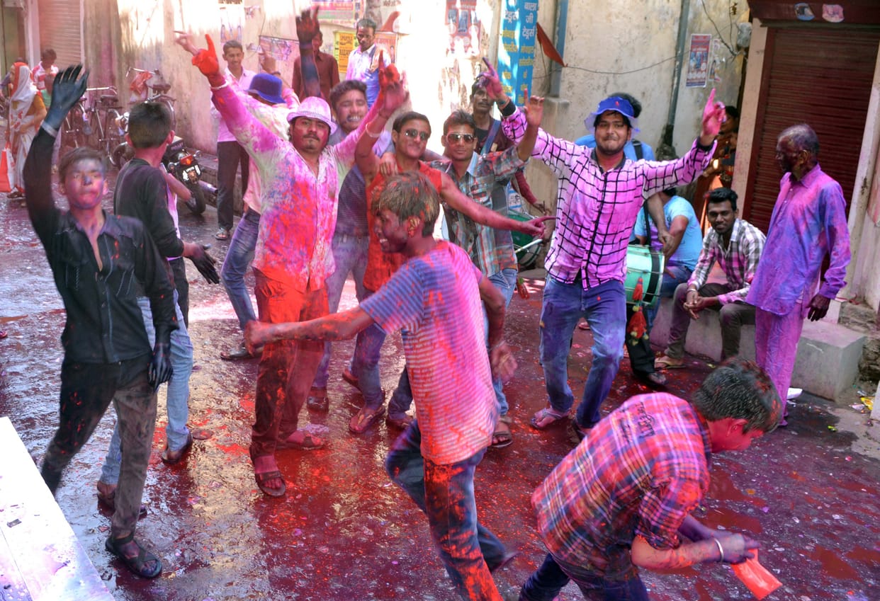 Holi market grew lively start hoopla