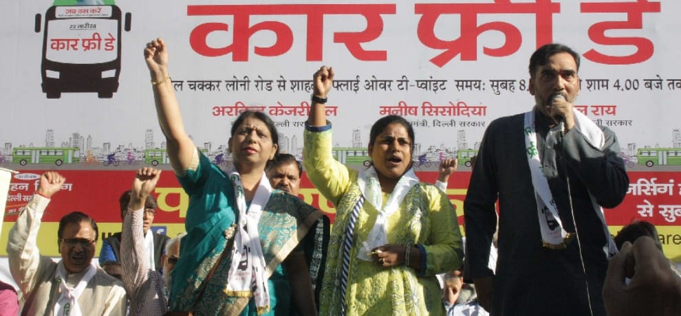 Minister spoke slogan on Car Free Day.