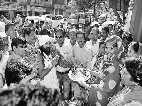 Chef Pankaj reached the village of Jai Gurudev