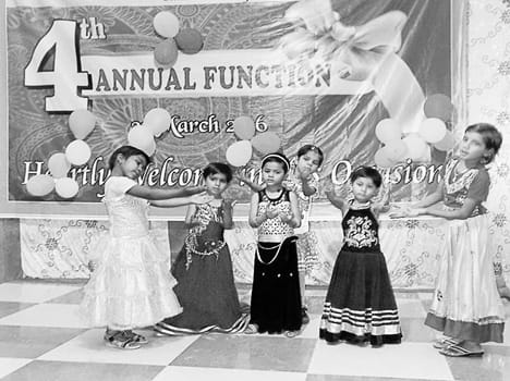  Anniversary bang by children