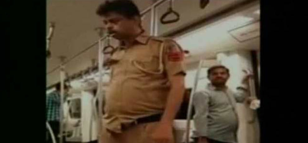 reality of cops viral video came out delhi constable claims for defam