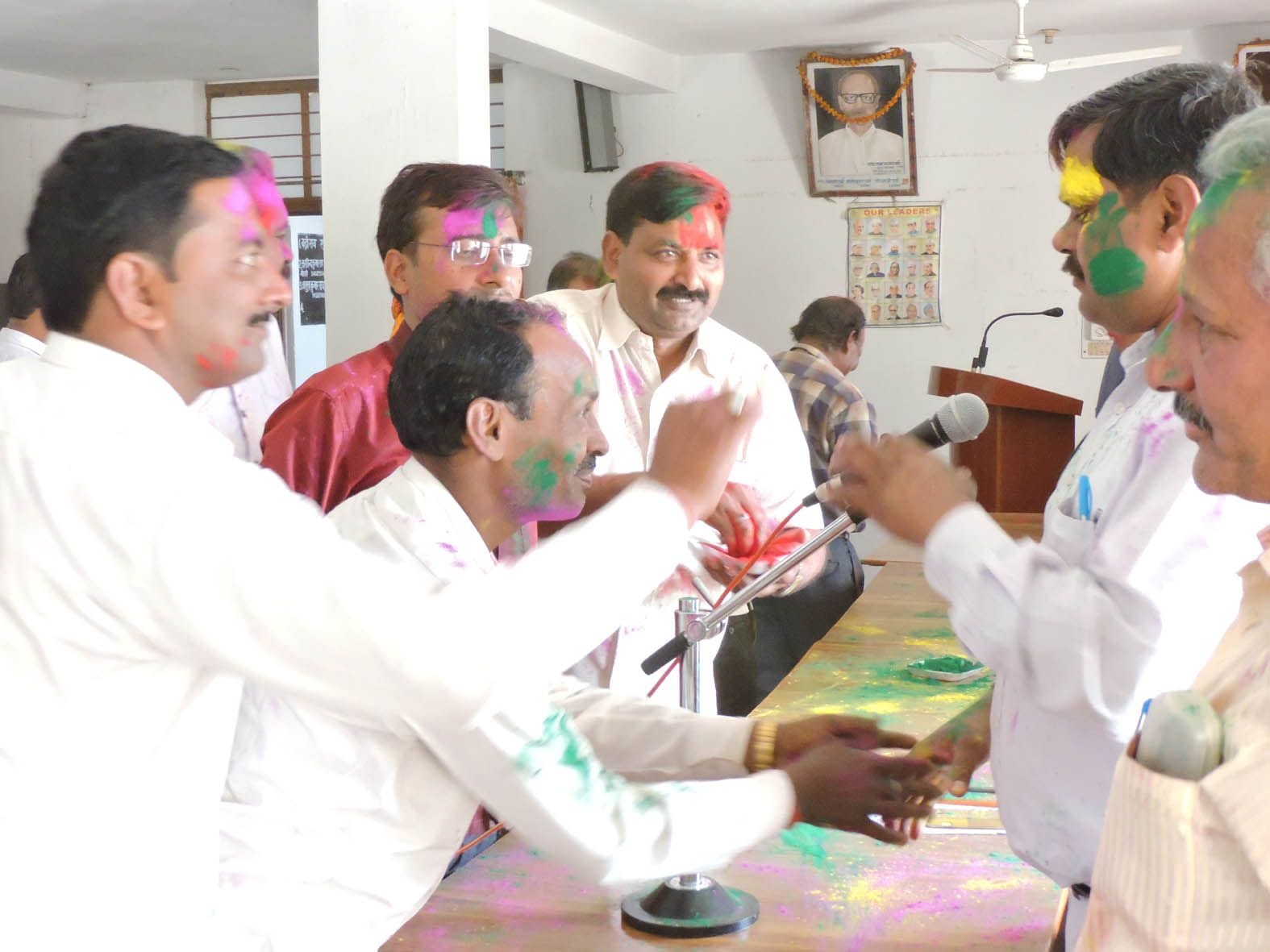 होली की खुमारी, चेहरे िखले Faces Bloom Amar Ujala Hindi News Live