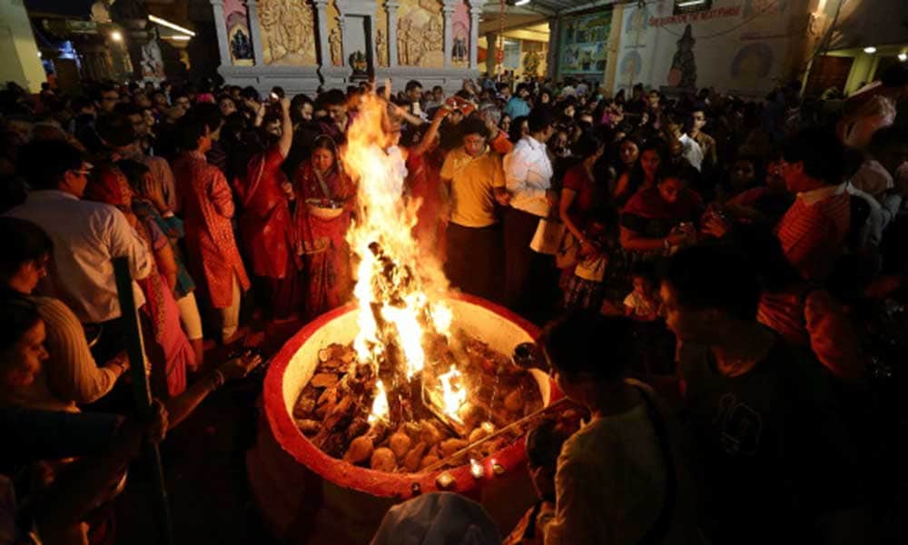 Holi 2018 holika dahan solution with bhasma for fortune