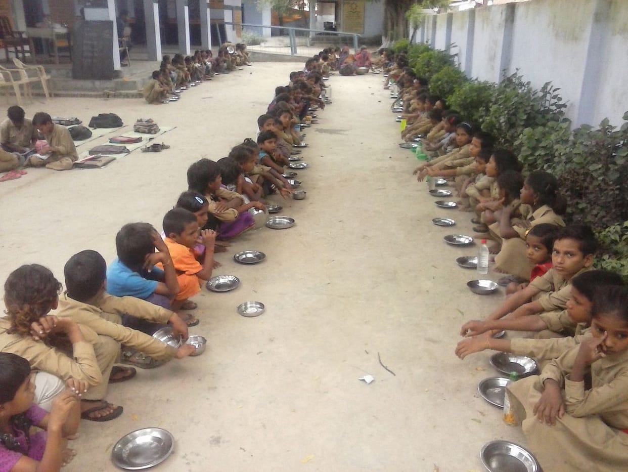 mid day meal  child