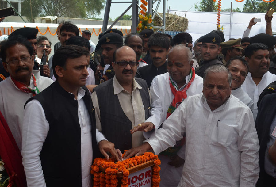 mulayam singh yadav comment on cricket