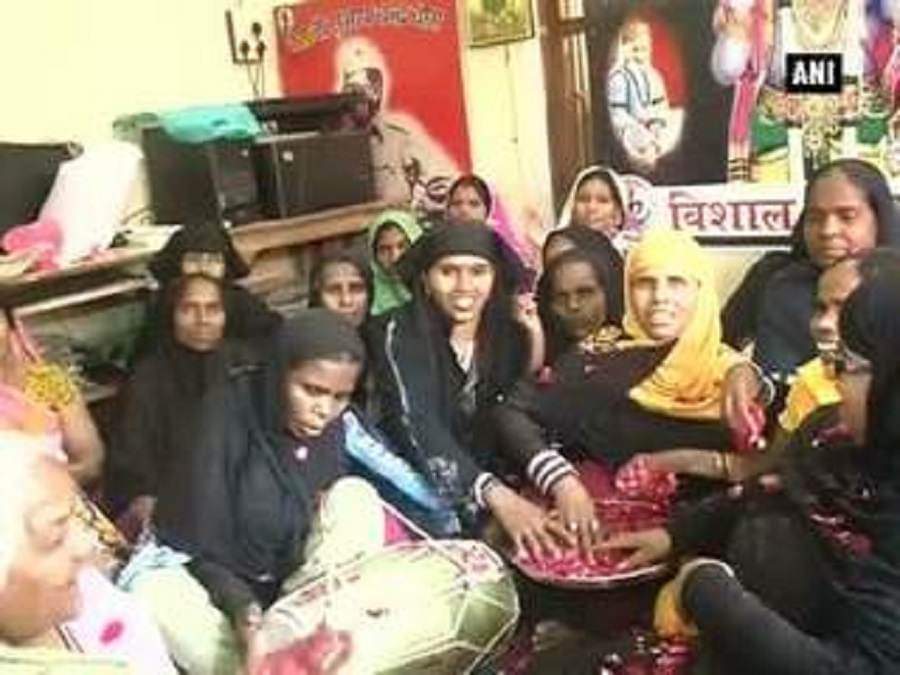 मुस्लिम महिलाओं की होली