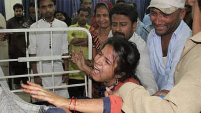 होली समारोह में जहरीली शराब पीने से 24 हिंदुओं की मौत
