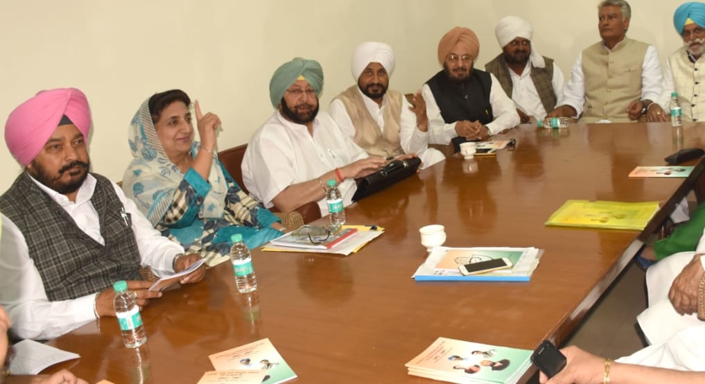 punjab assembly session, punjab congress protest, congress walkout
