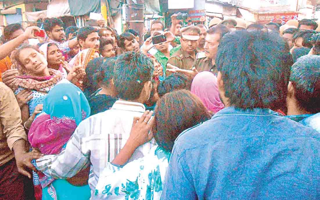road block in rampur city