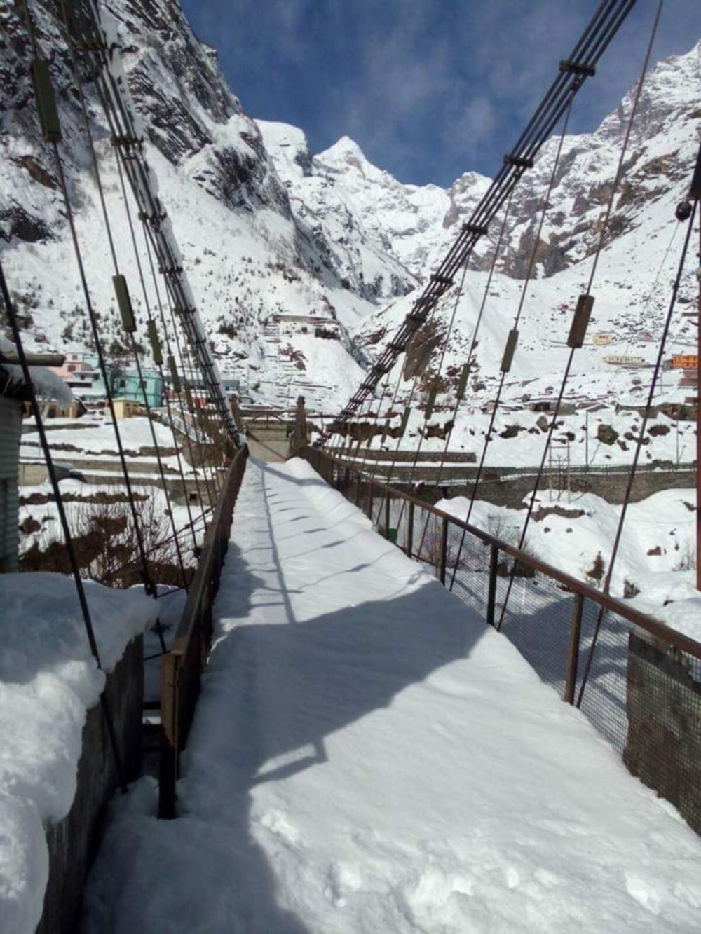 snowfall in badrinath dham