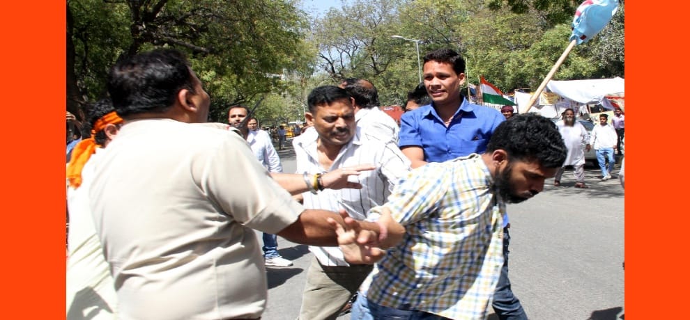  Two groups clashed at Jantar Mantar, student beaten during protest.
