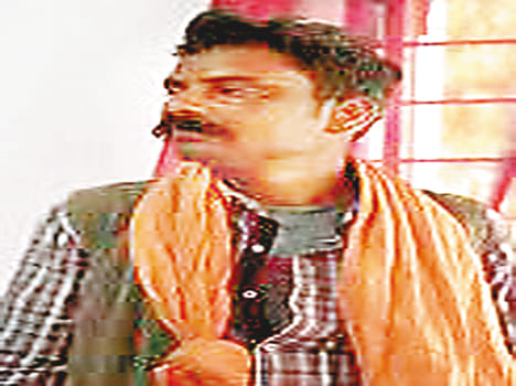Gauri Yadav cartridges are going to outlaw man arrested