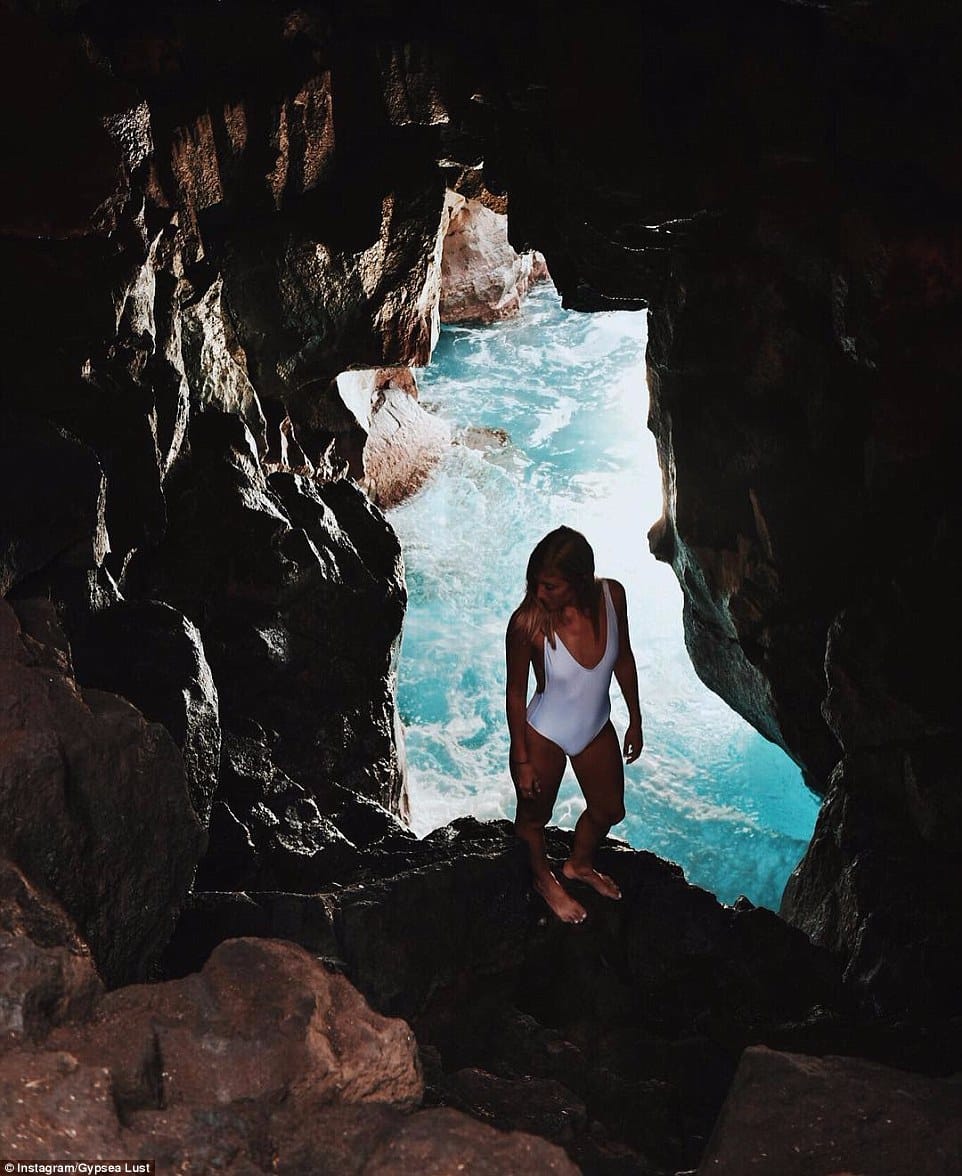 travel pictures of twin sisters now on postcards