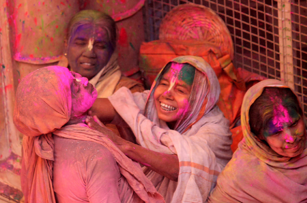 widow celebrated holi in the gopinath temple