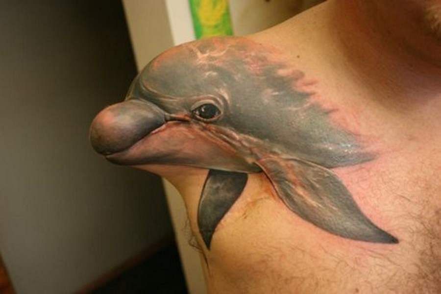 Unglaublich realistisches Tattoo mit atemberaubenden 3D Effekten durch den  Einsatz von Kontrasten  Gefällt 10  Shark tattoos Grey tattoo Black  and grey tattoos