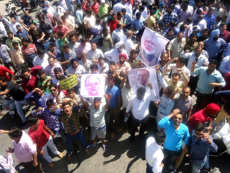 Jewellers strike, buses stopped in Patiala, blockade, Patiala