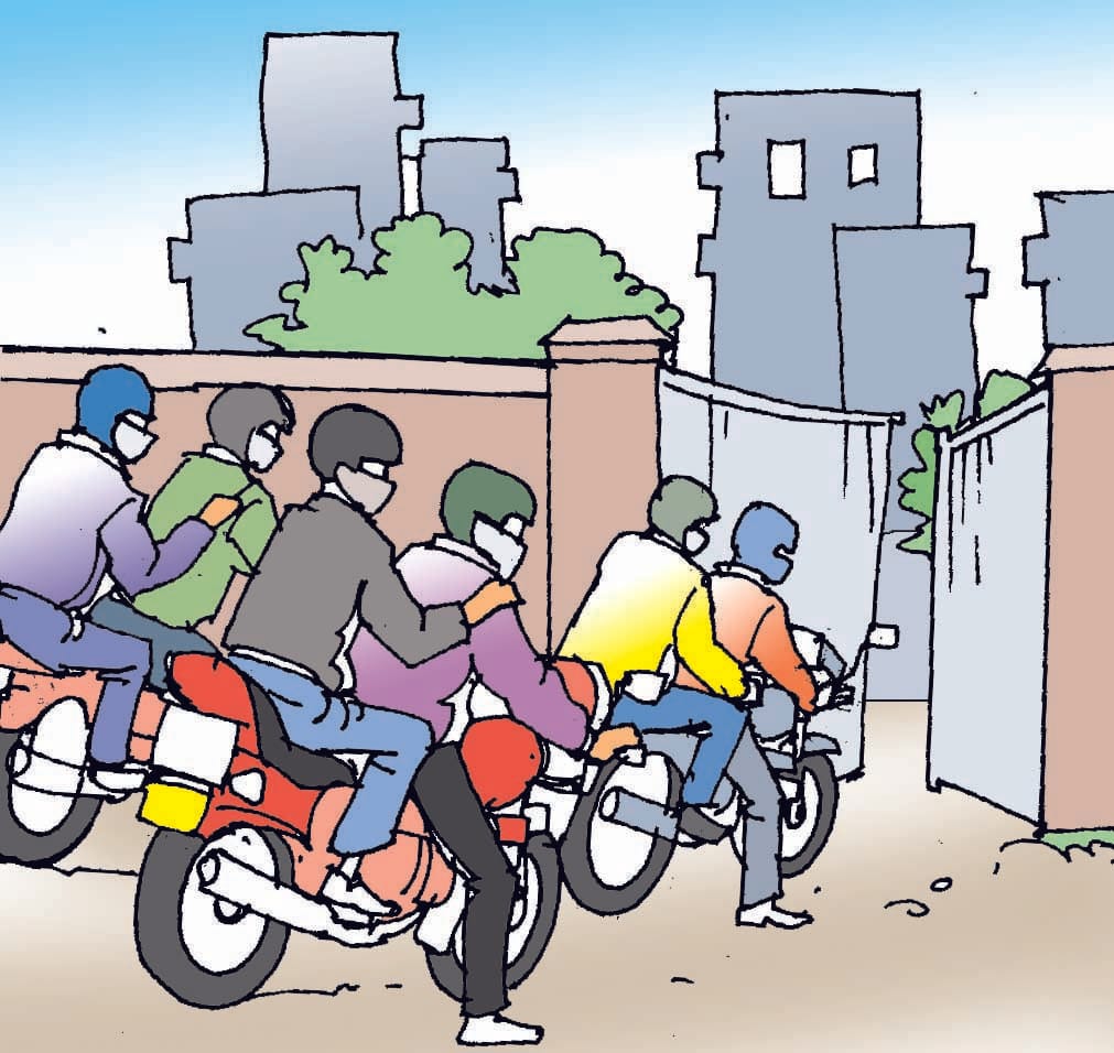 Bikers teasing,stalking school girls at Bhota 