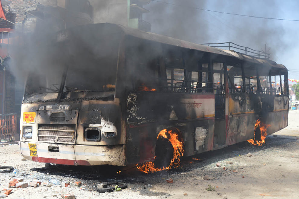 Deoria bus depot fire, chaos