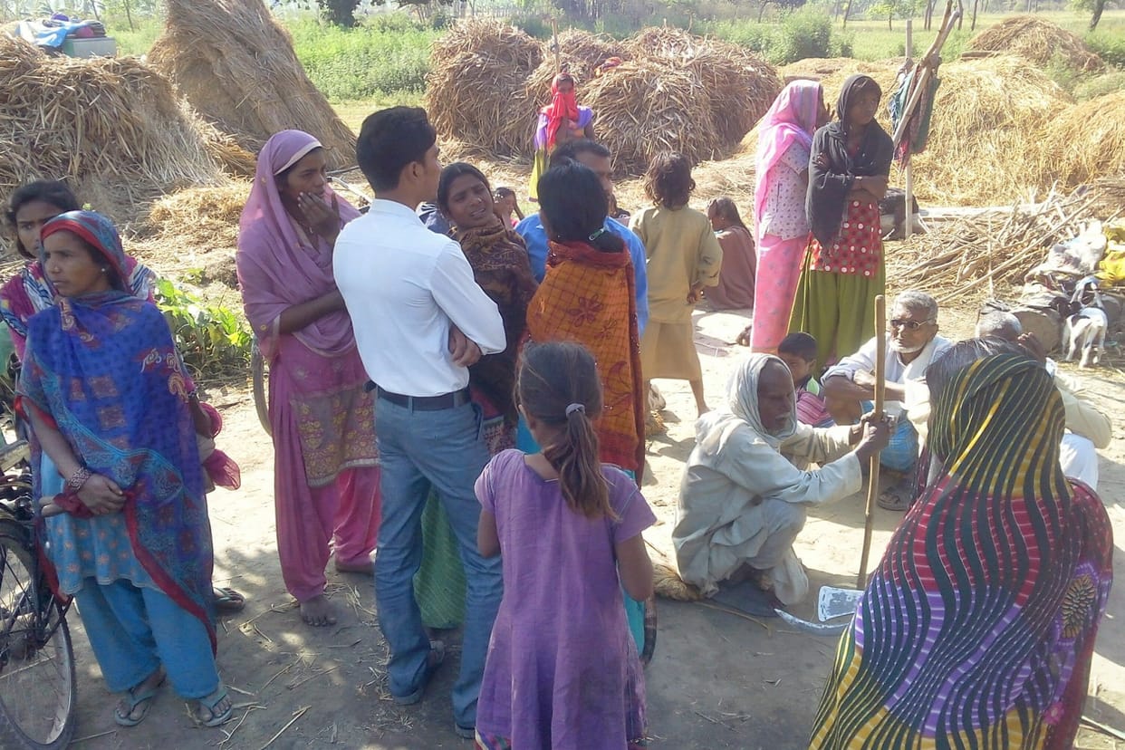 fire destroyed 14 huts in Chainpur